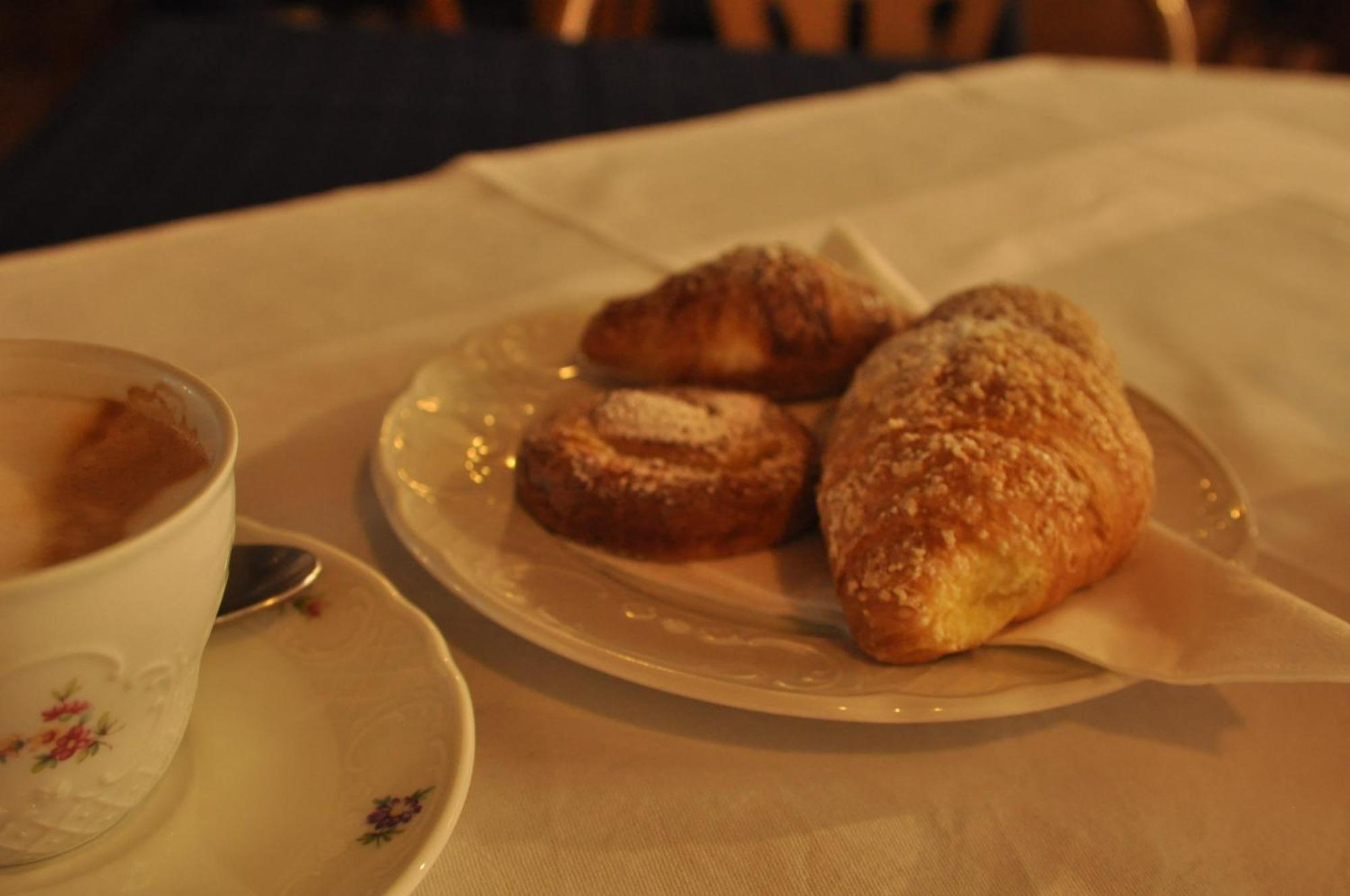 Hotel Borgo Antico ビッビエーナ エクステリア 写真