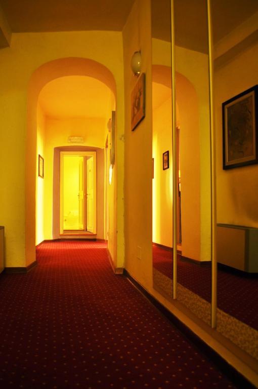 Hotel Borgo Antico ビッビエーナ エクステリア 写真