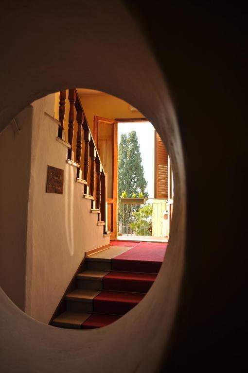 Hotel Borgo Antico ビッビエーナ エクステリア 写真